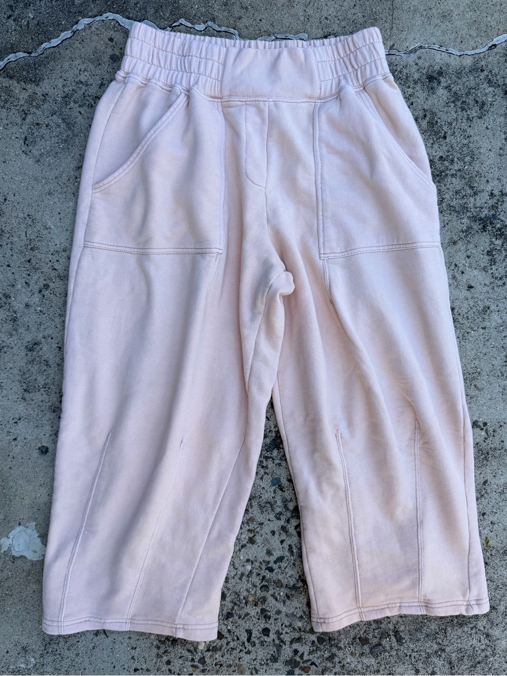 Out From Under Wide Leg Barrel Crop Pull-On Sweatpants Size Medium